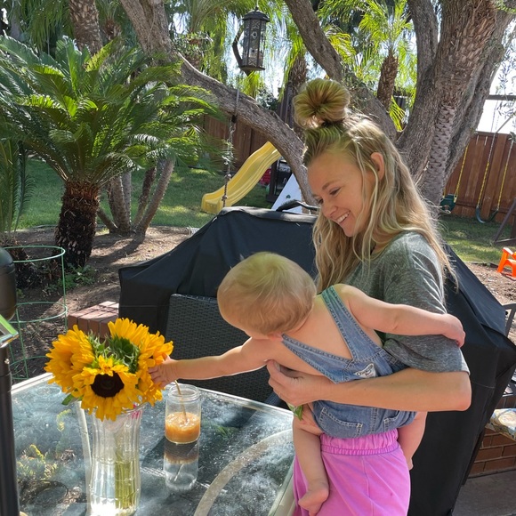 Meet your Posher, Haven - Picture 3 of 3